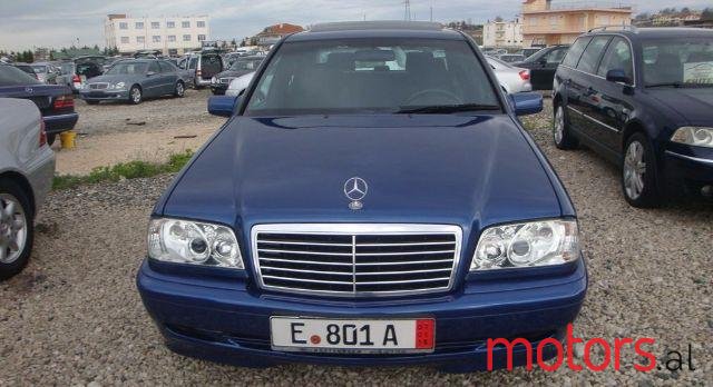 2000' Mercedes-Benz C-Class photo #1