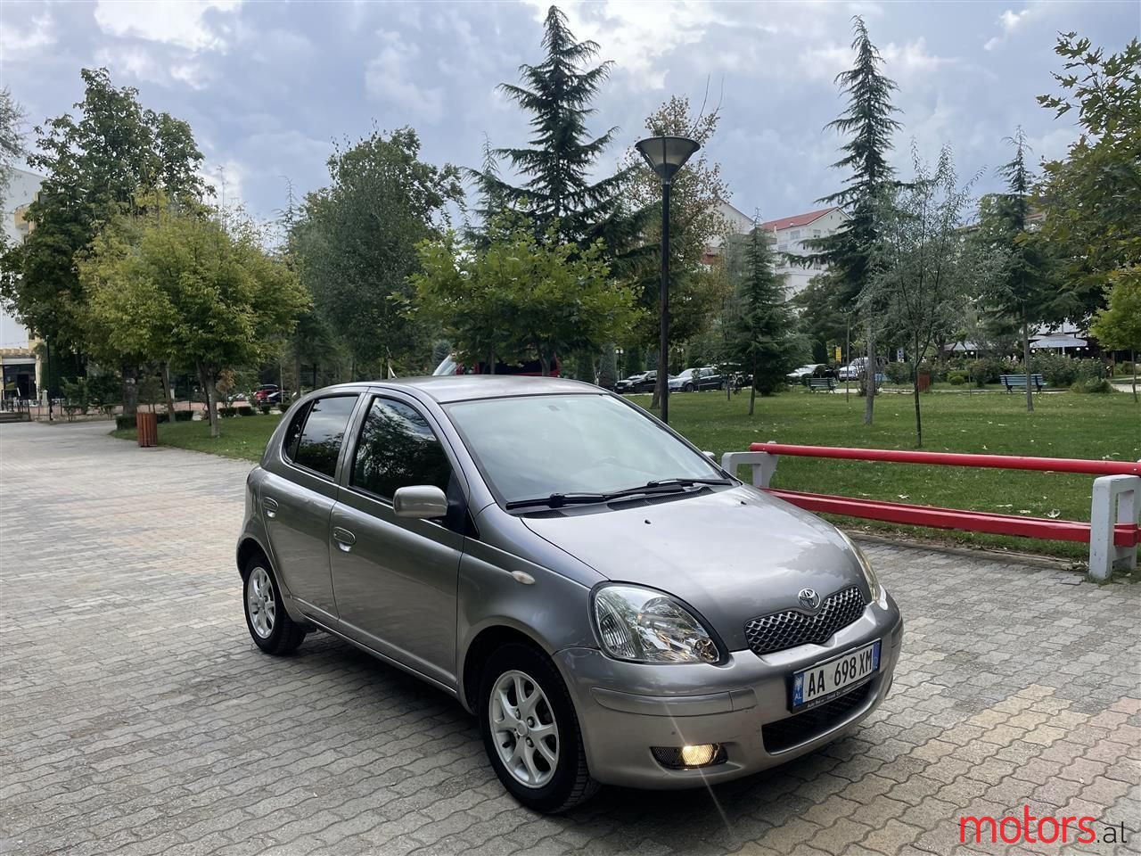 2005' Toyota Yaris photo #4