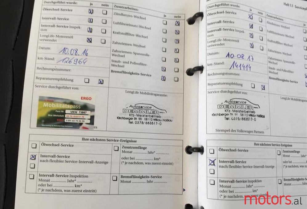 2004' Volkswagen Golf photo #3