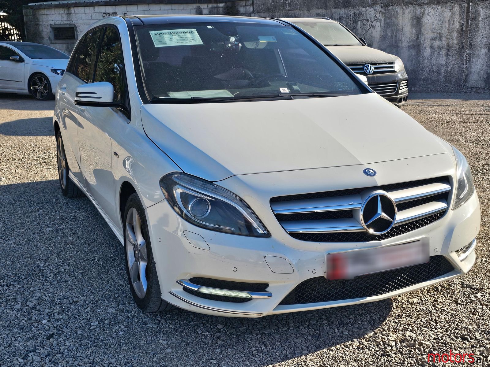 2012' Mercedes-Benz B 200 photo #2