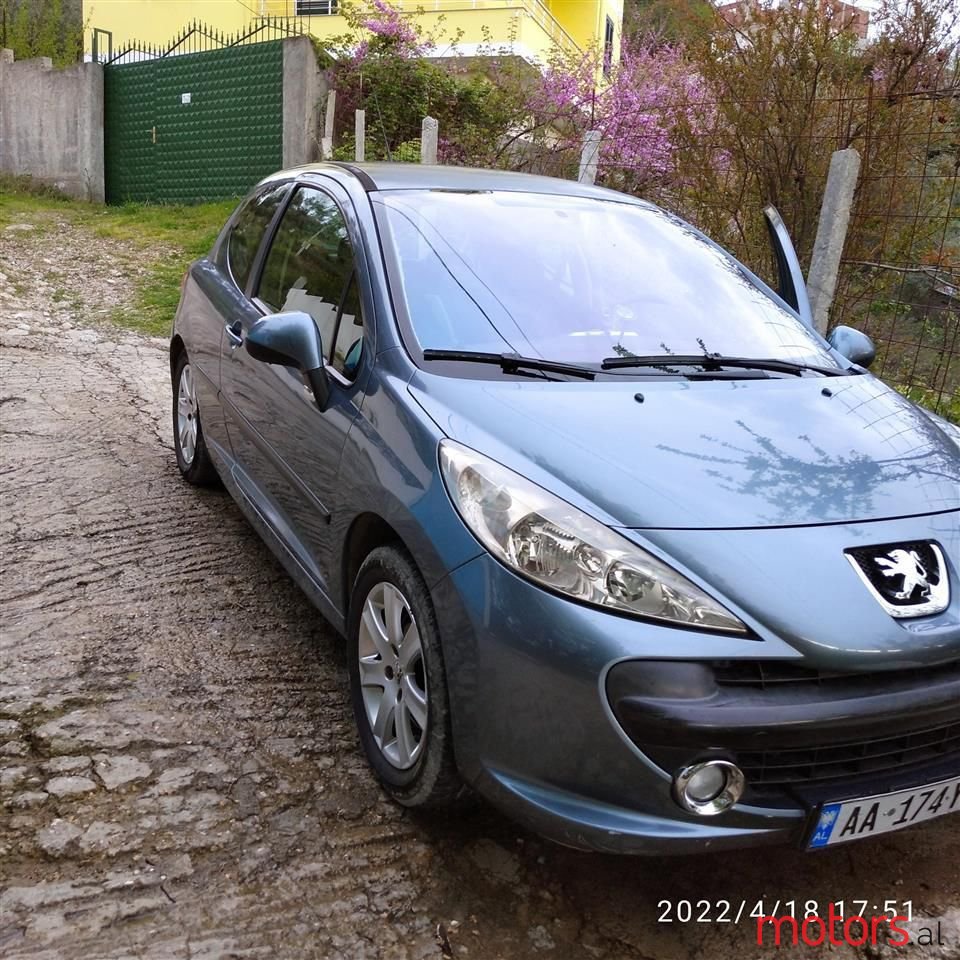 2007' Peugeot 207 photo #1