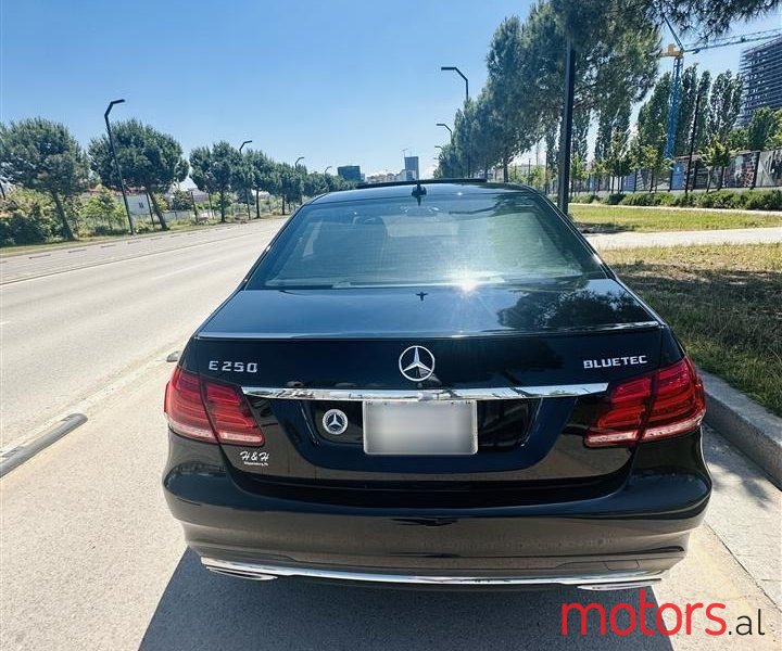 2014' Mercedes-Benz E 250 photo #2