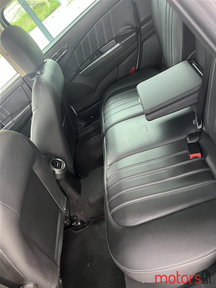 2010' Lancia Delta photo #4