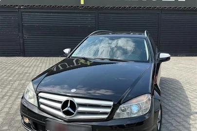 2008' Mercedes-Benz C 220