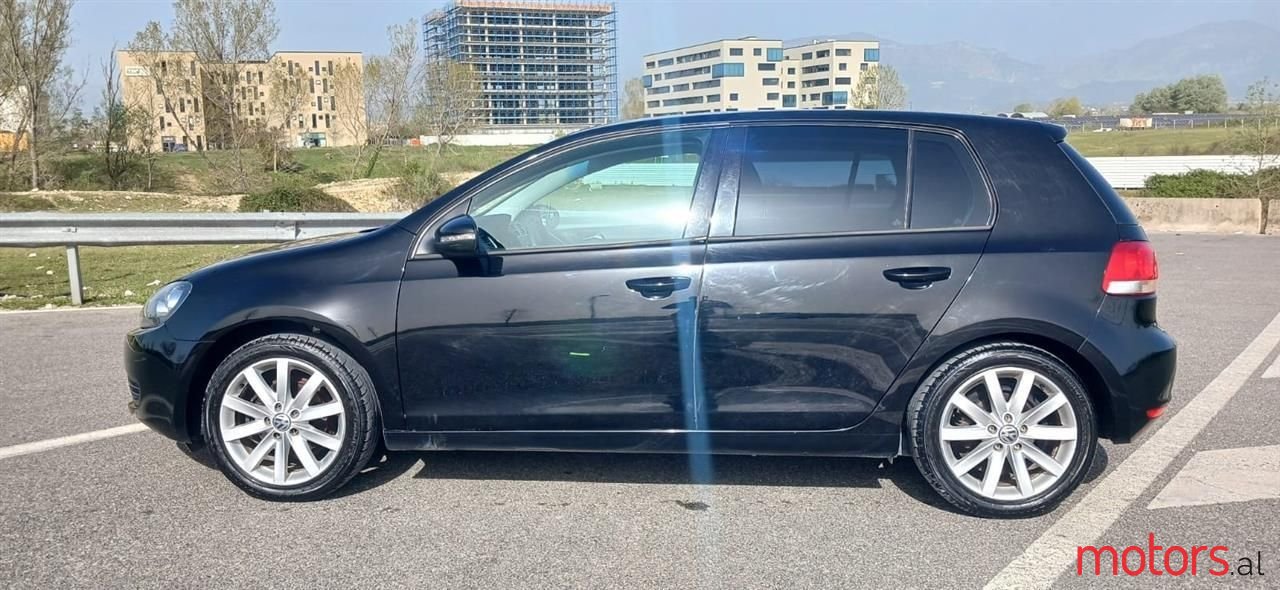 2012' Volkswagen Golf photo #3