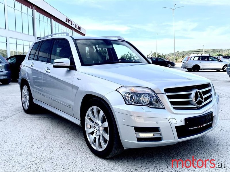 2012' Mercedes-Benz GLK 250 photo #5