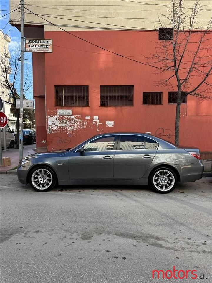 2006' BMW 530 photo #1