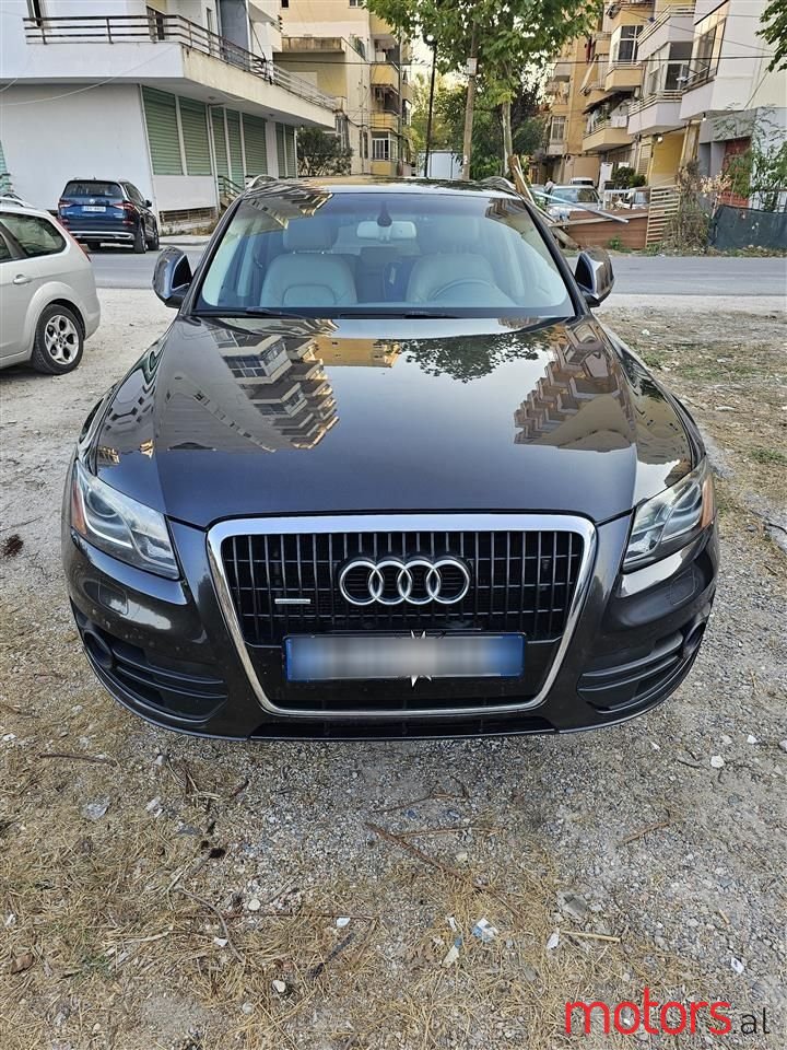 2010' Audi Q5 photo #1