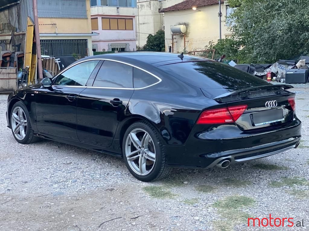 2011' Audi A7 photo #5