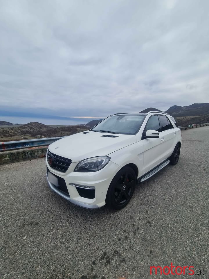 2013' Mercedes-Benz ML 350 LOOK AMG photo #2