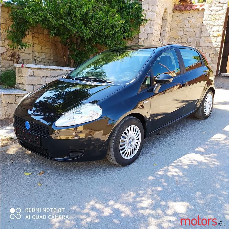 2008' Fiat Grande Punto photo #1