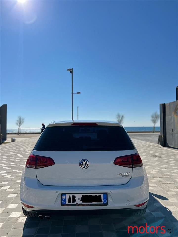 2016' Volkswagen Golf photo #4