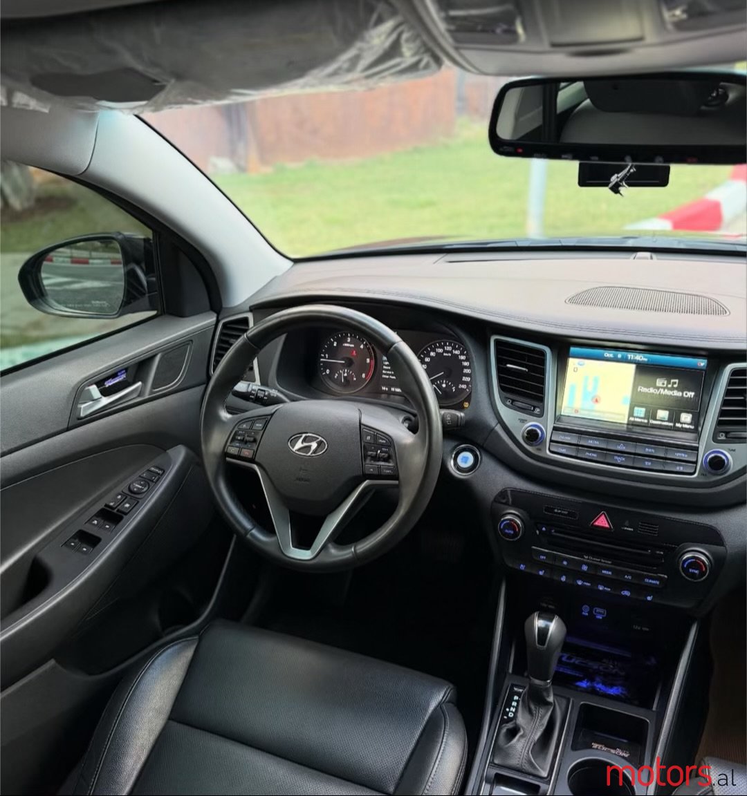 2015' Hyundai Tucson photo #6