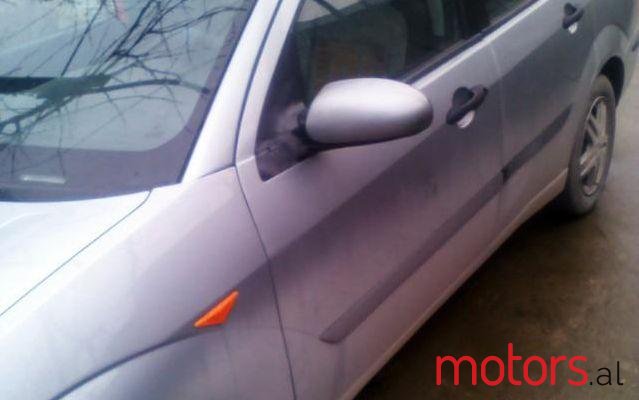2003' Ford Focus photo #1