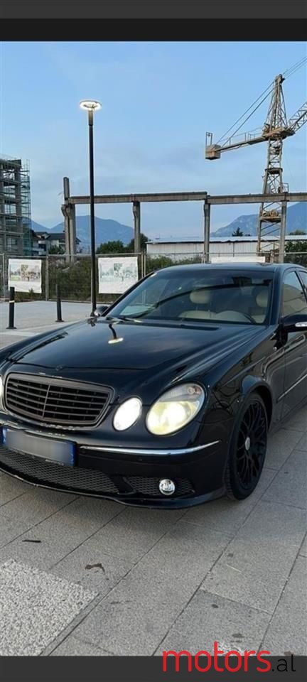 2004' Mercedes-Benz E 200 photo #6