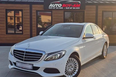 2015' Mercedes-Benz C 220