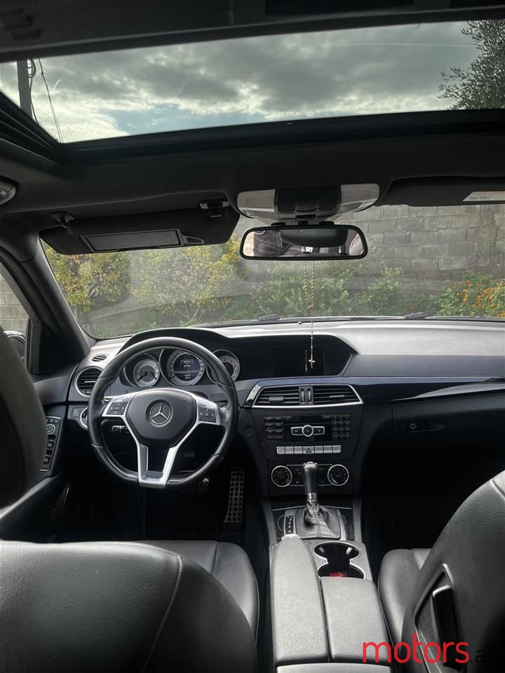 2013' Mercedes-Benz C 250 photo #4