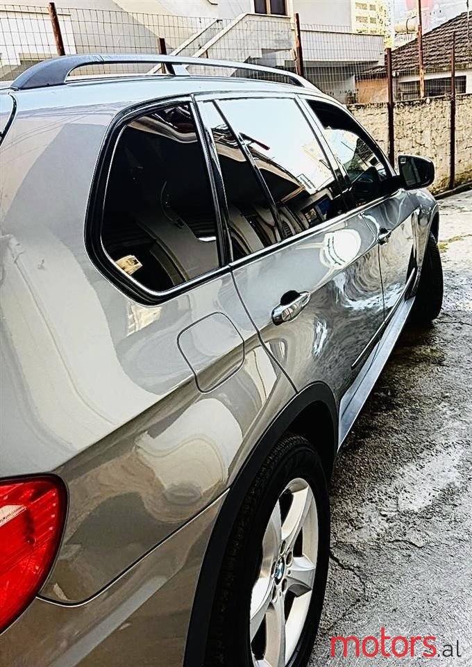 2011' BMW X5 photo #4