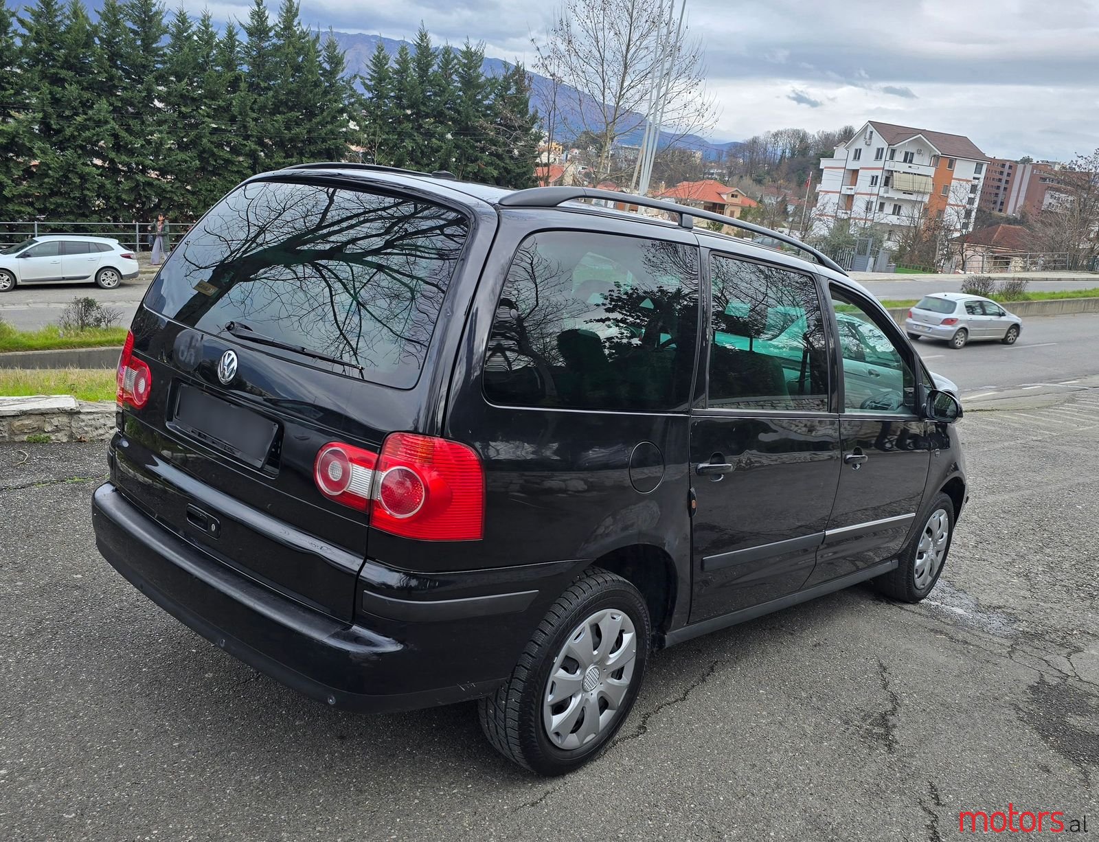 2007' Volkswagen Sharan photo #1