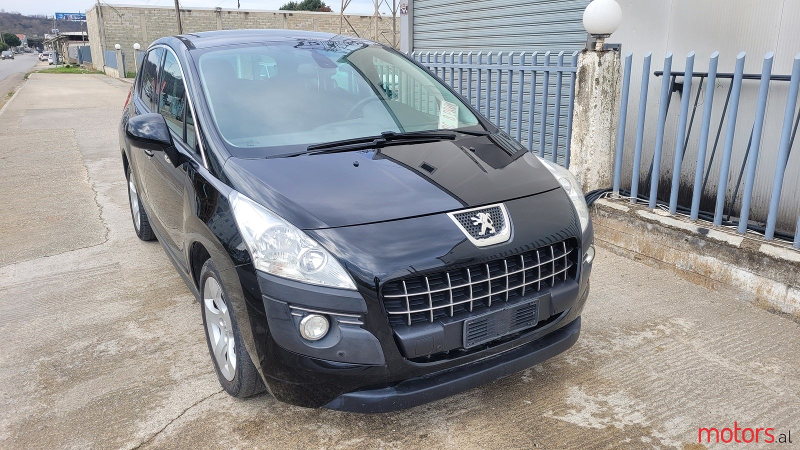 2013' Peugeot 3008 e Zeze photo #1