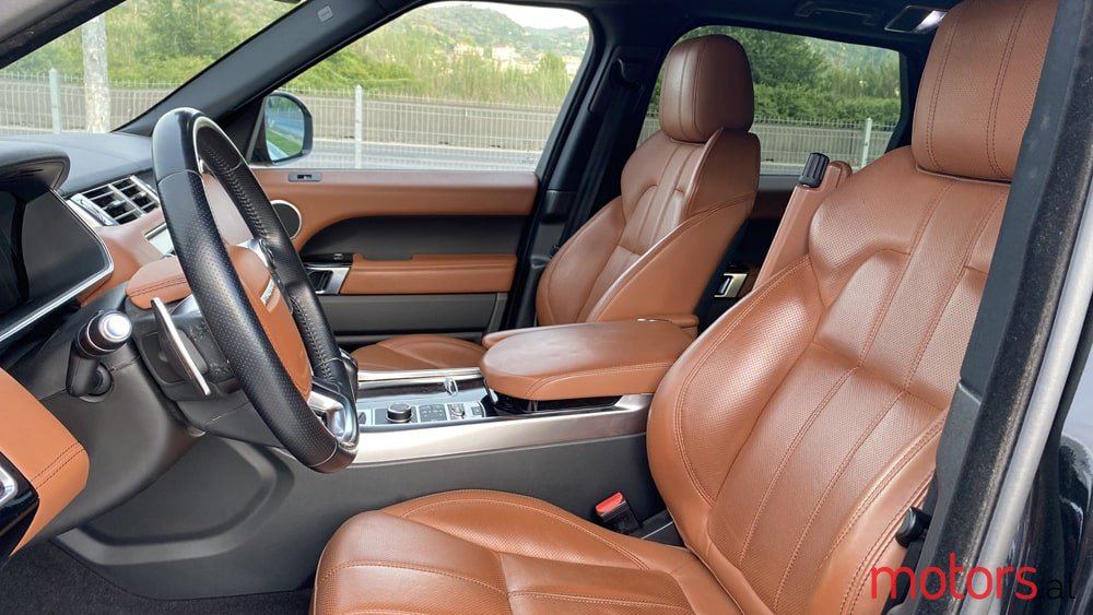 2014' Land Rover Range Rover Sport photo #3