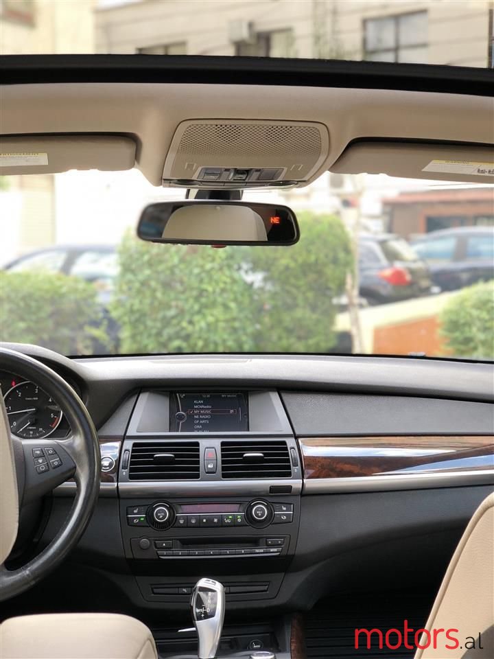 2011' BMW X5 photo #3