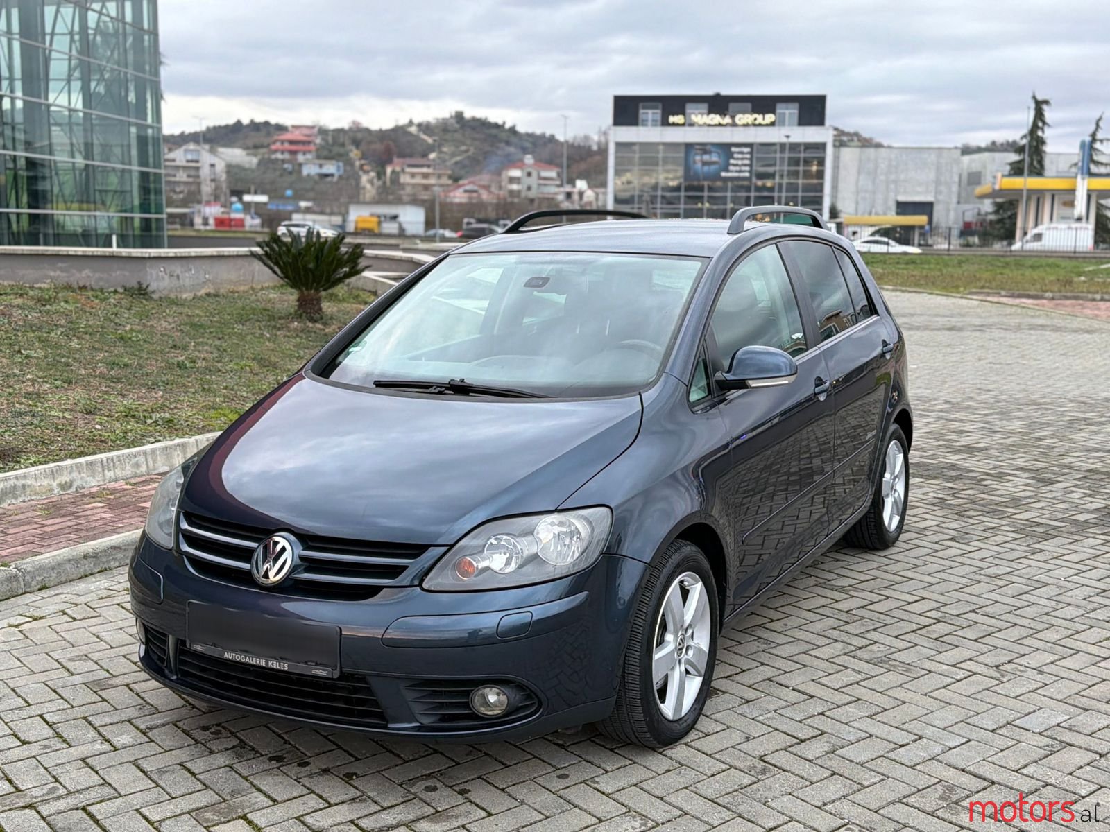 2008' Volkswagen Golf Plus photo #1