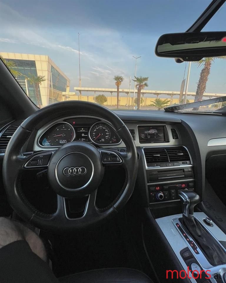 2014' Audi Q7 photo #6