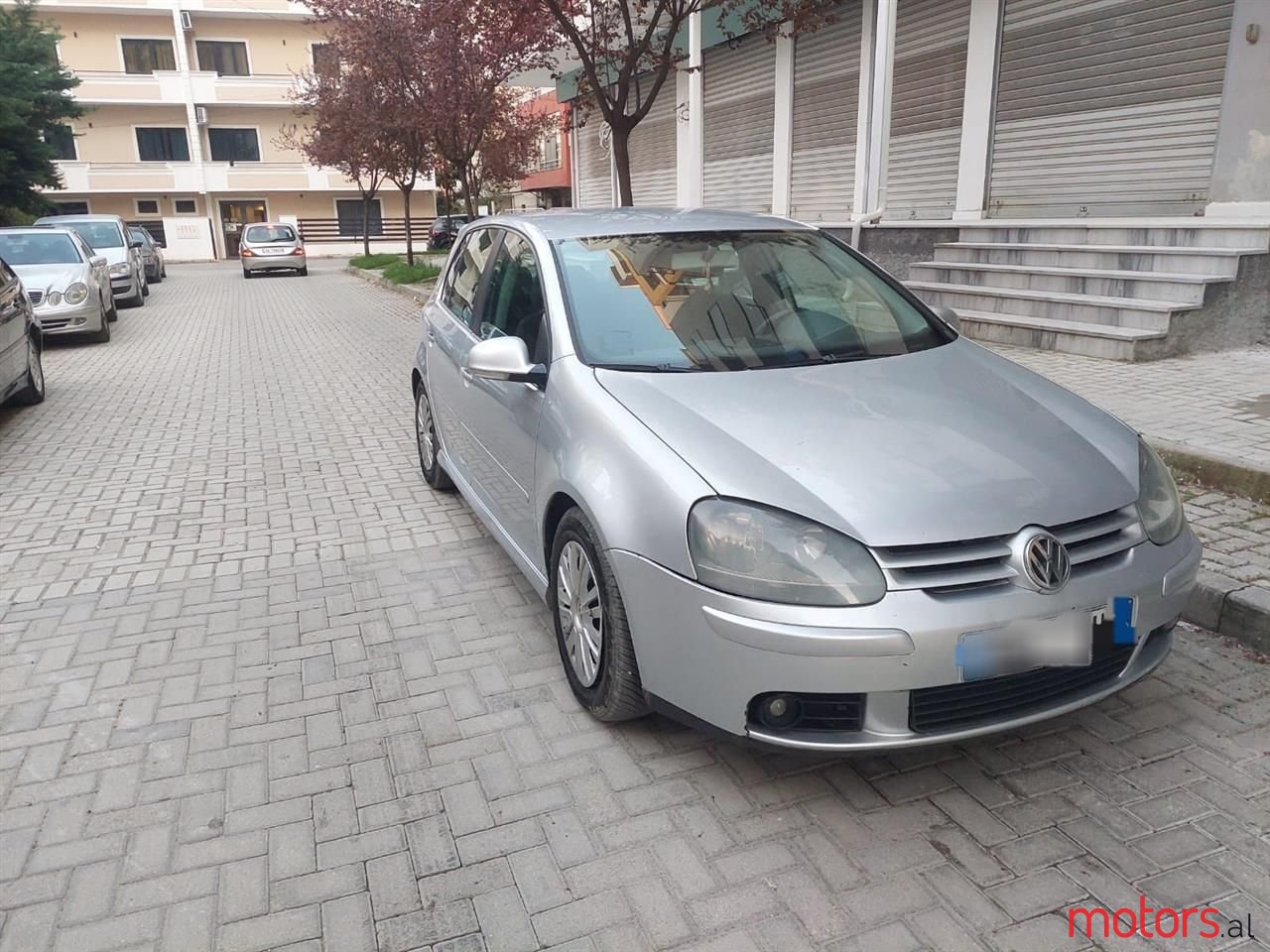 2005' Volkswagen Golf photo #4