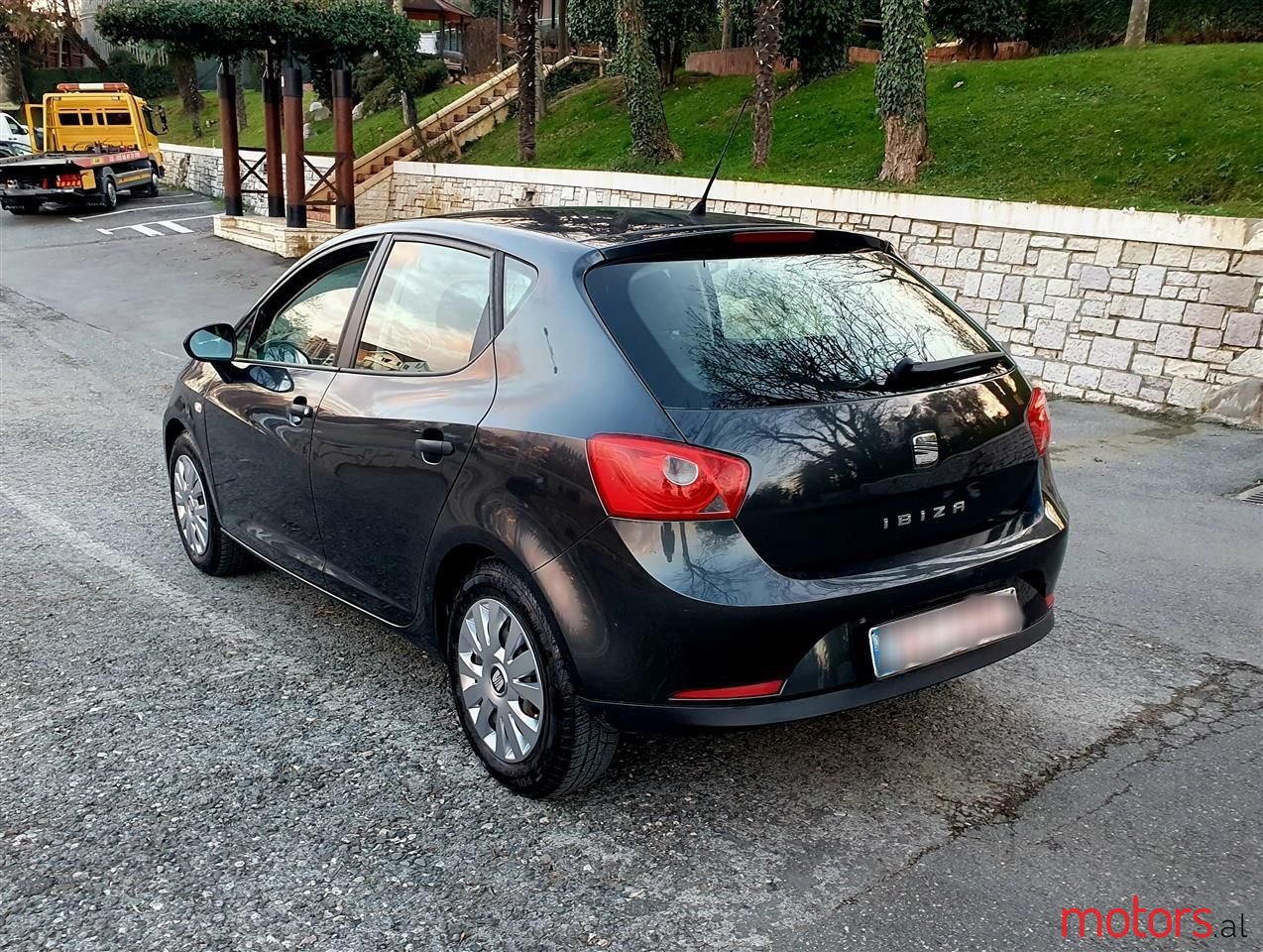 2012' SEAT Ibiza photo #6