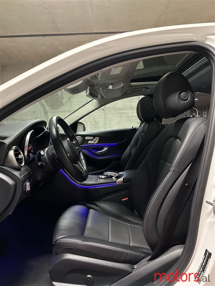 2020' Mercedes-Benz C 220 photo #4