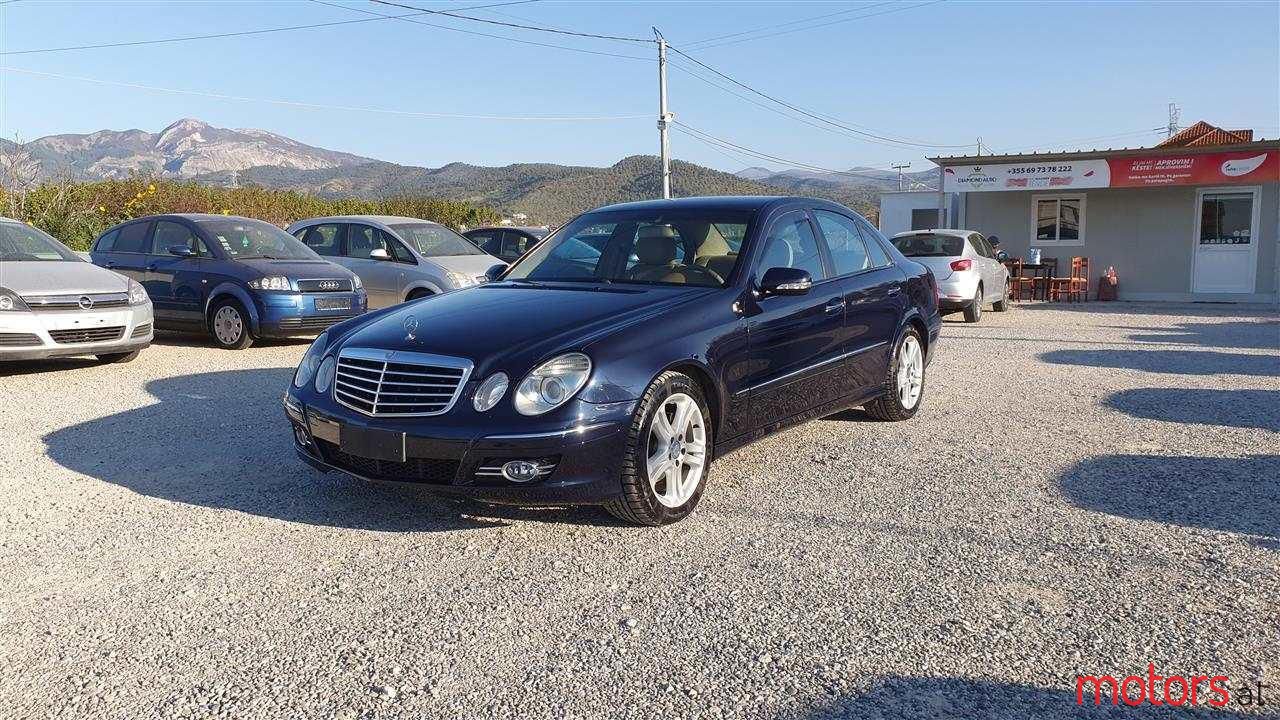 2009' Mercedes-Benz E 220 photo #1