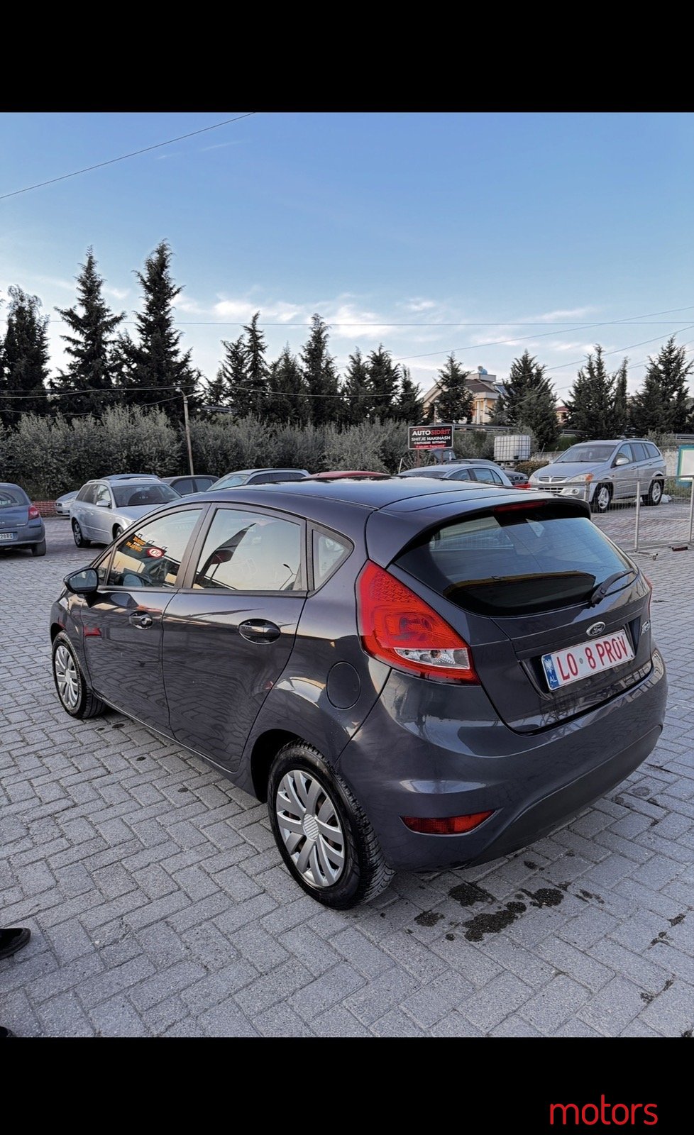 2011' Ford Fiesta photo #5