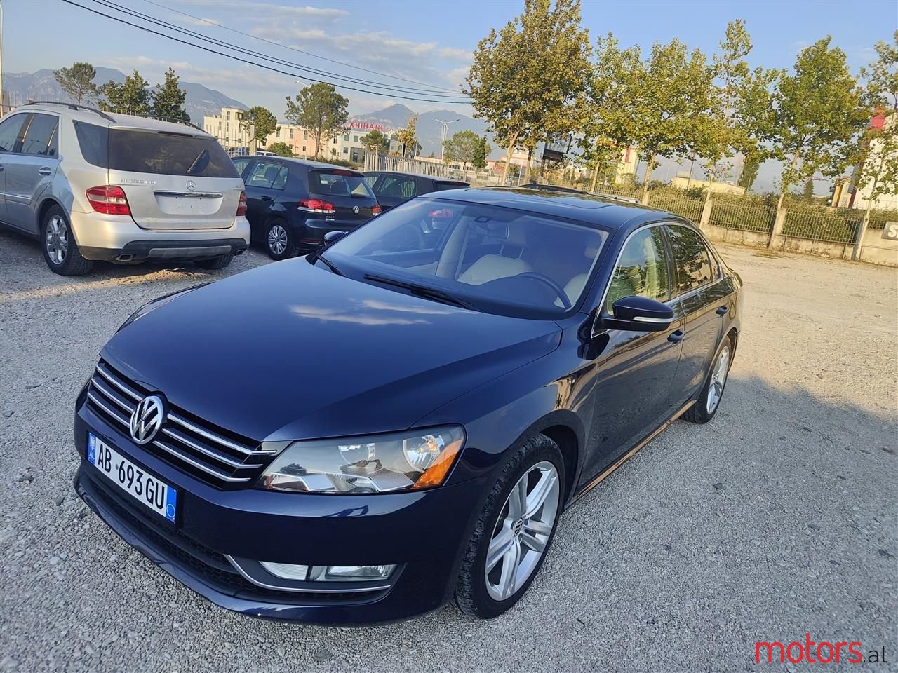 2015' Volkswagen Passat photo #1