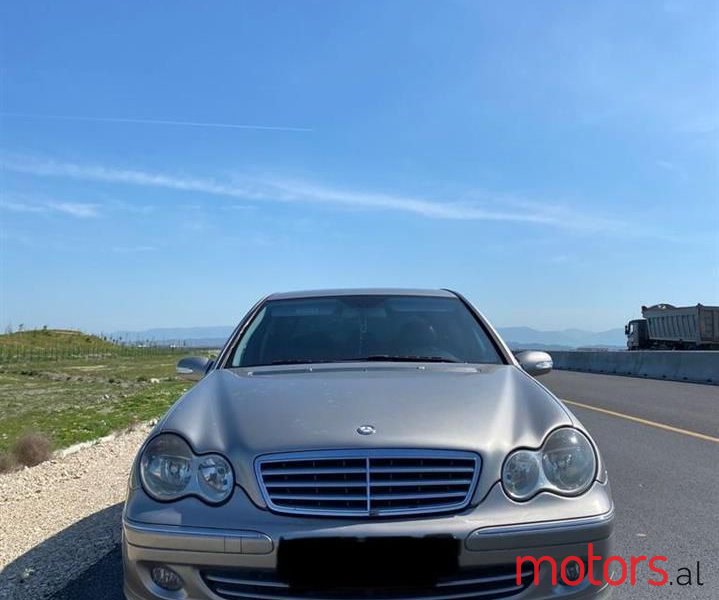 2005' Mercedes-Benz C 200 photo #4