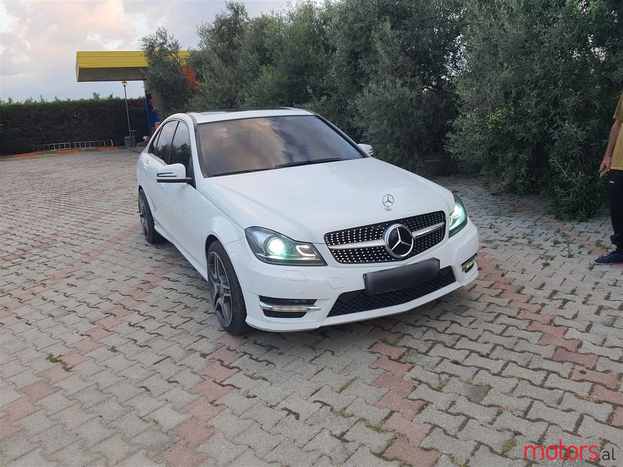 2013' Mercedes-Benz C 220 photo #3