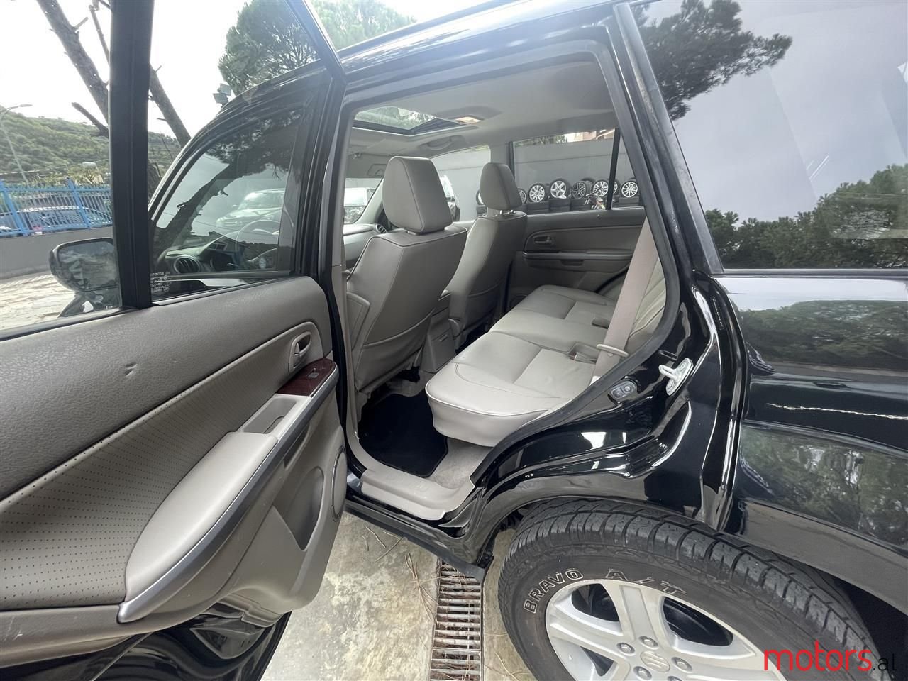 2007' Suzuki Grand Vitara photo #4