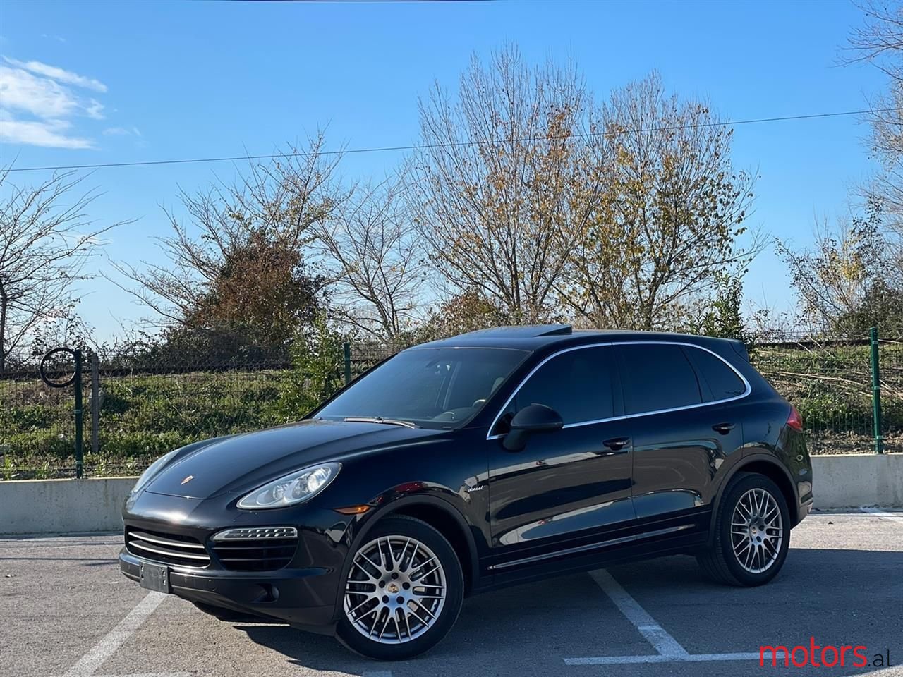 2014' Porsche Cayenne photo #2