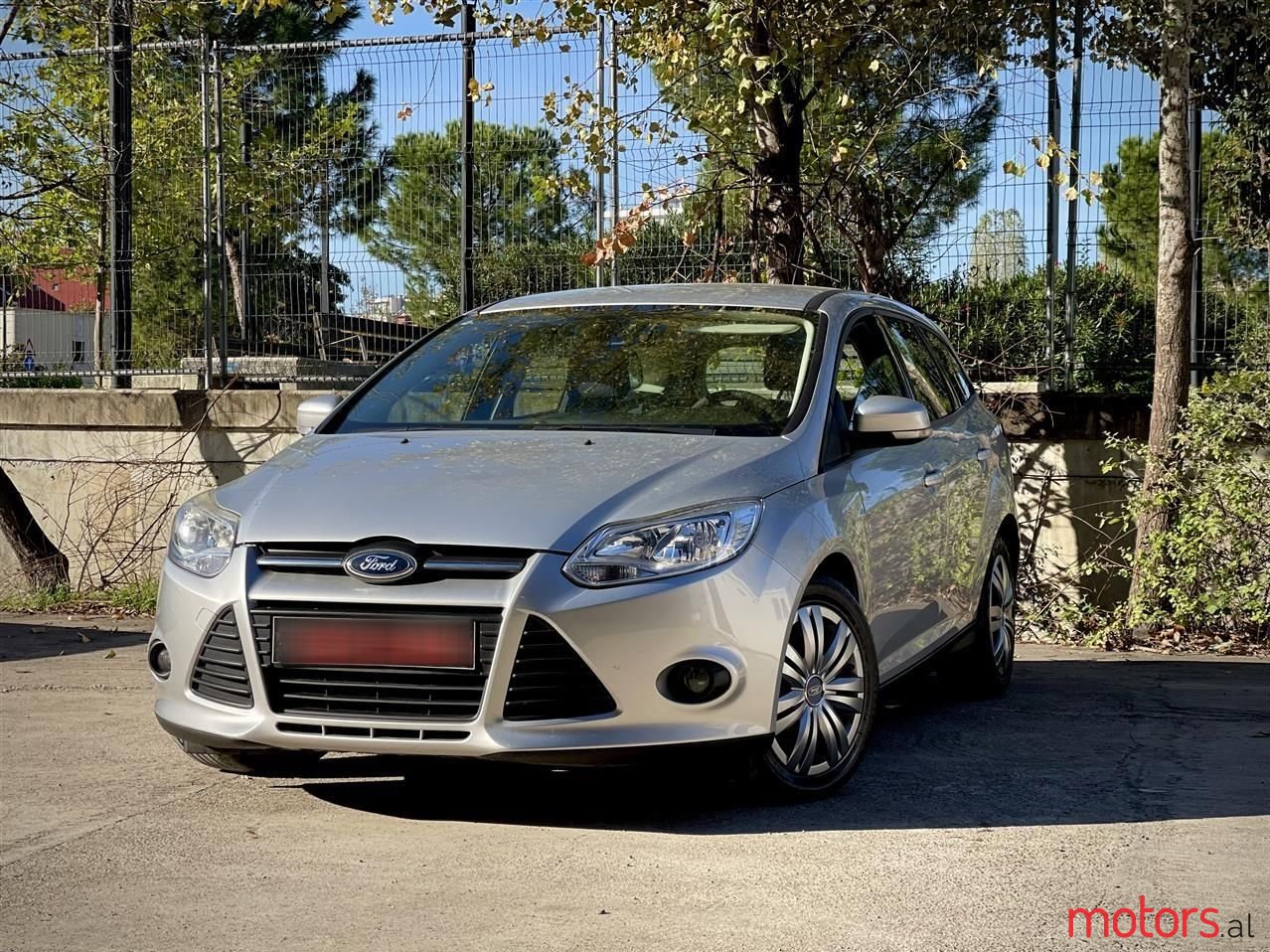 2011' Ford Focus photo #2