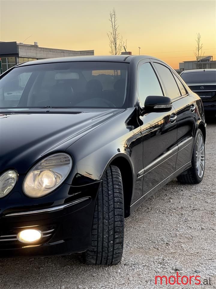 2008' Mercedes-Benz E 280 photo #2