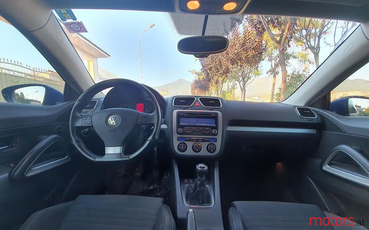 2009' Volkswagen Scirocco photo #1