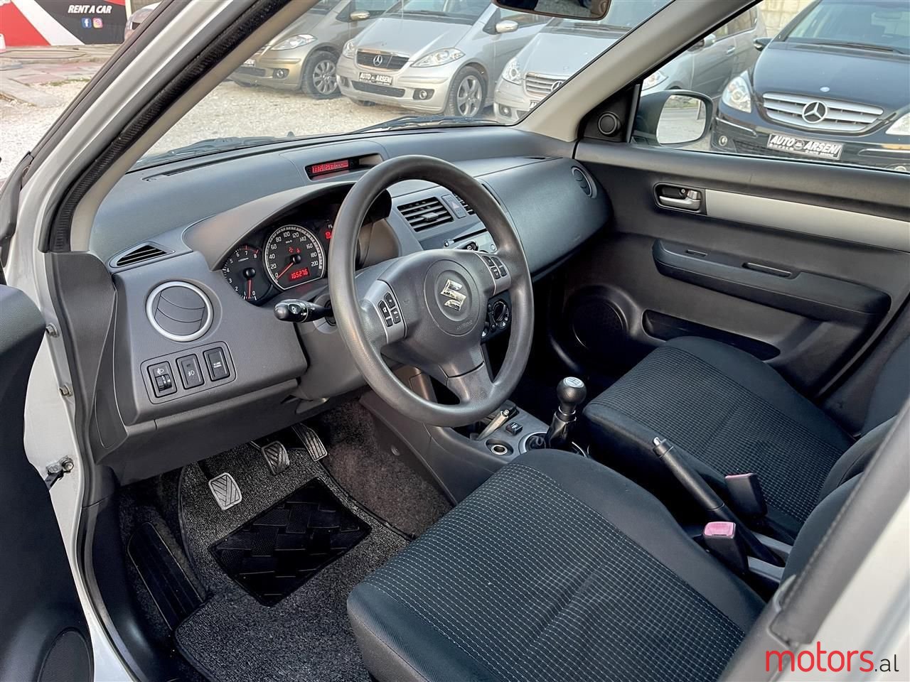 2006' Suzuki Swift photo #4