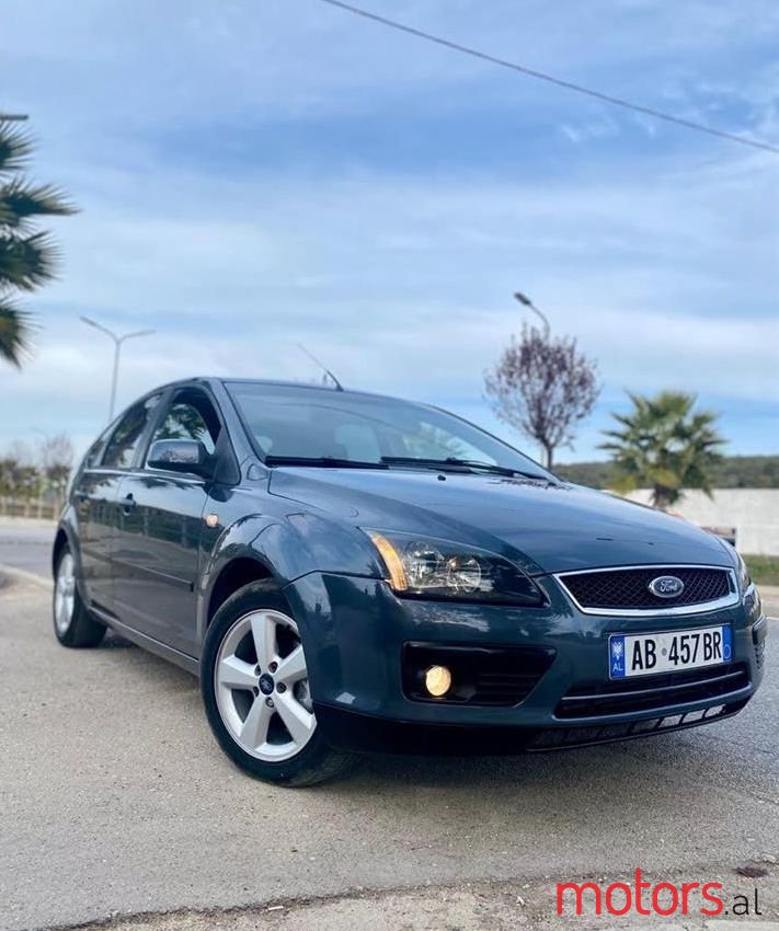 2005' Ford Focus photo #1