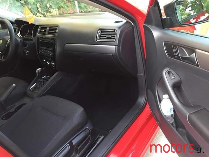 2015' Volkswagen Jetta photo #1