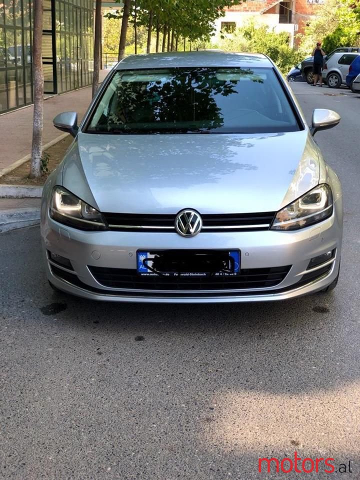 2014' Volkswagen Golf photo #1