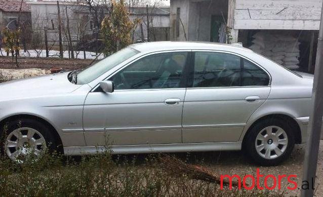 2002' BMW 520 photo #2