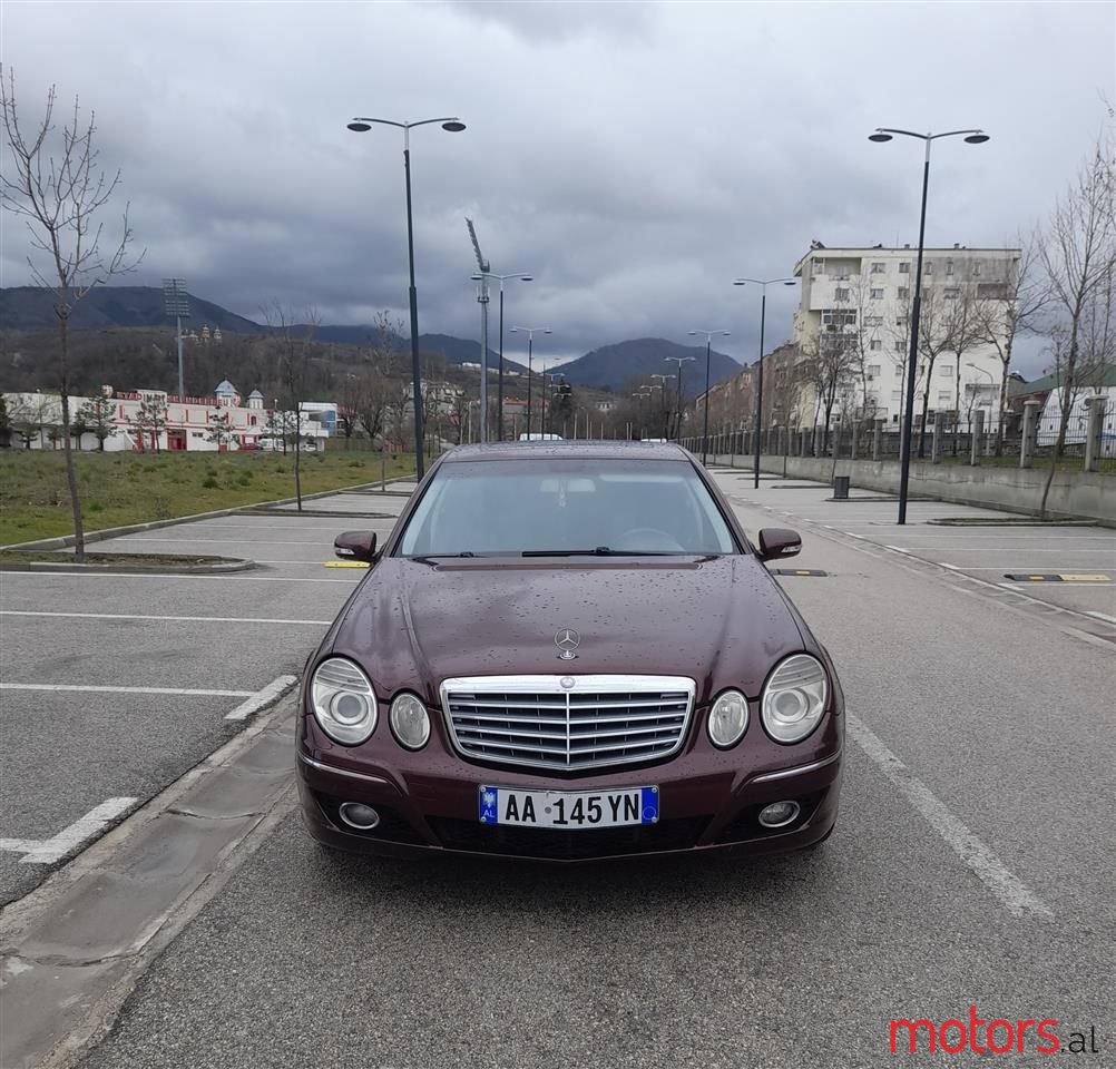 2007' Mercedes-Benz E 220 photo #3