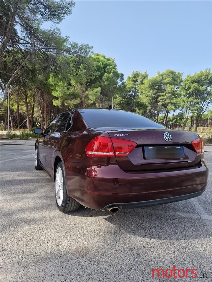 2014' Volkswagen Passat photo #5