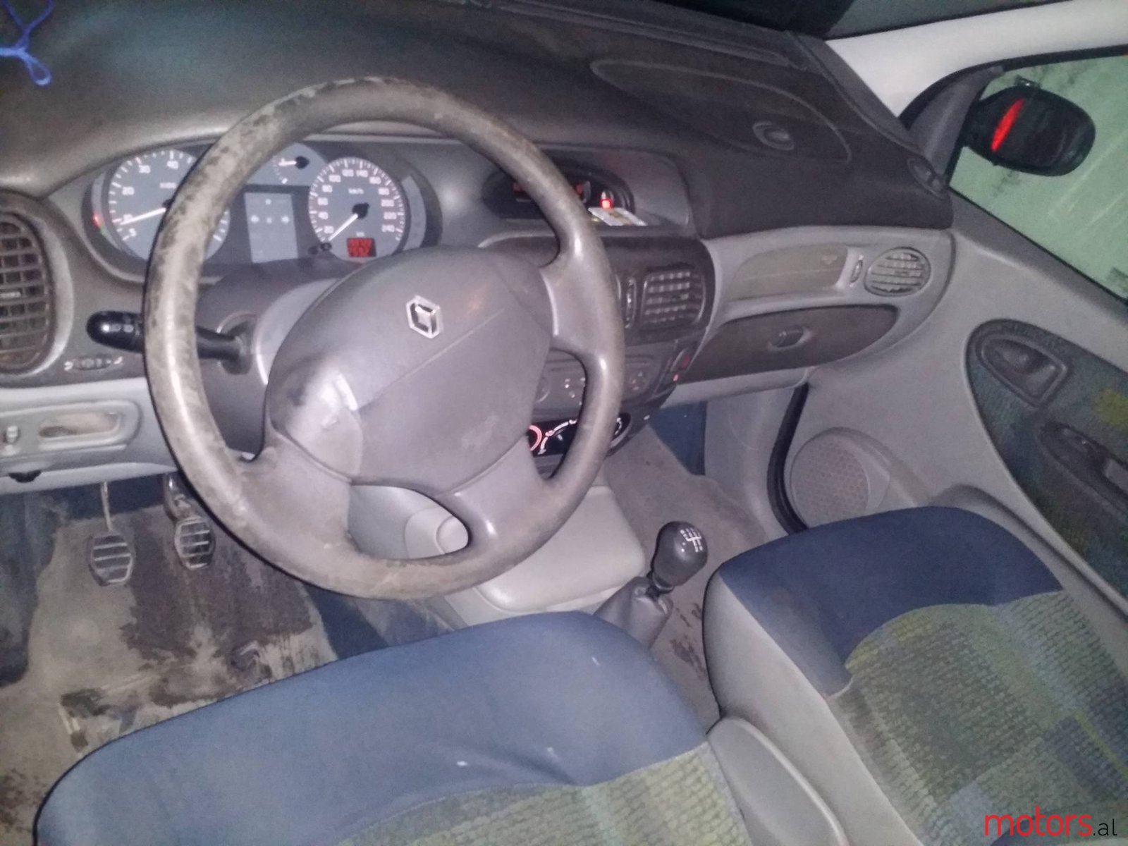 2001' Renault Scenic photo #3