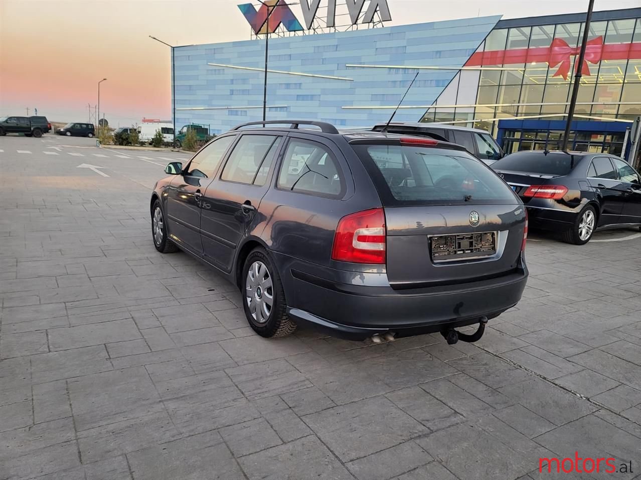 2007' Skoda Octavia photo #3